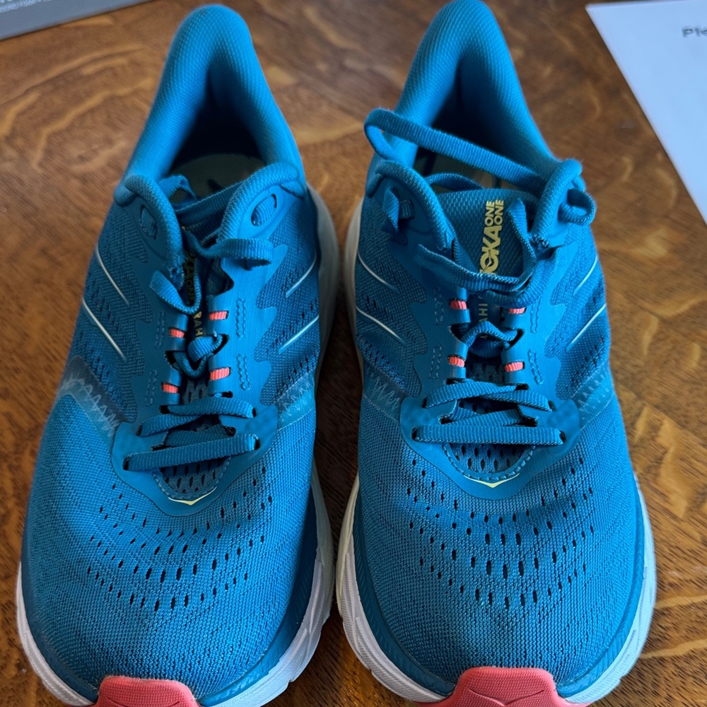 Hoka Arahi 5 Blue Teal coral Size 7 stability running walking shoes Hoka One One